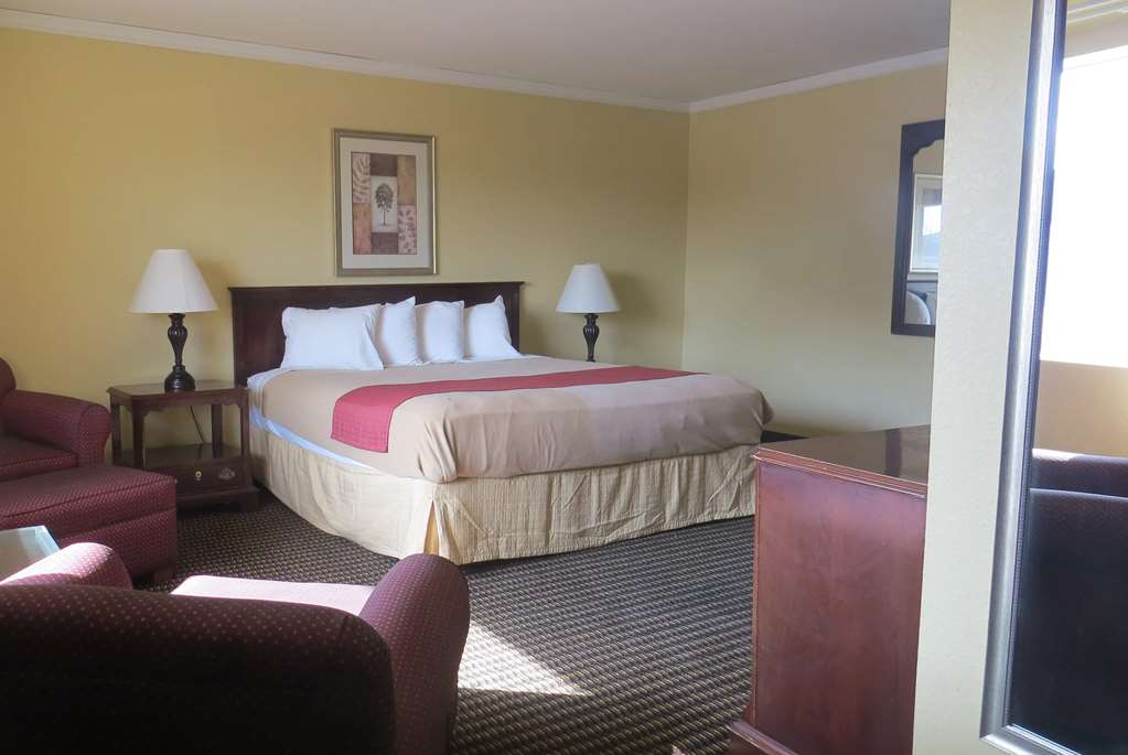 Travelodge by Wyndham Stratton - featured photo