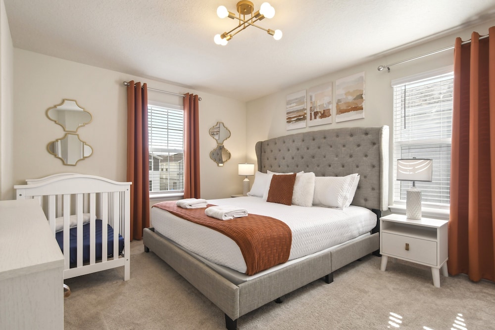 Relax in Style Pool Resort Amenities Near Disney - photo 9