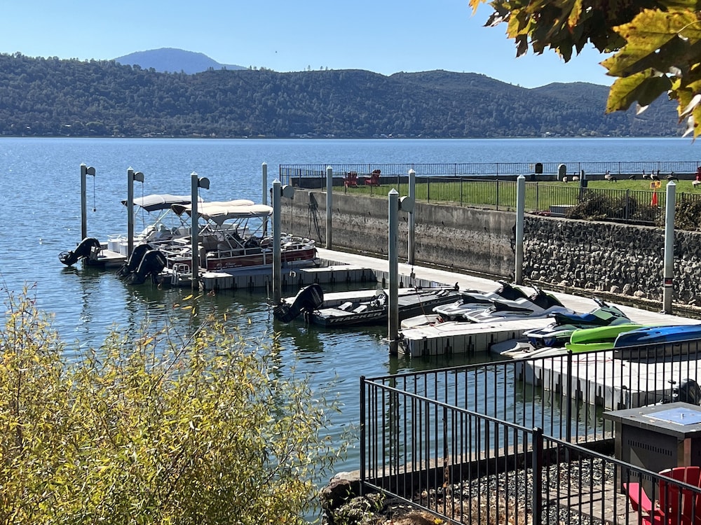 Clear Lake Cottages & Marina - photo 152