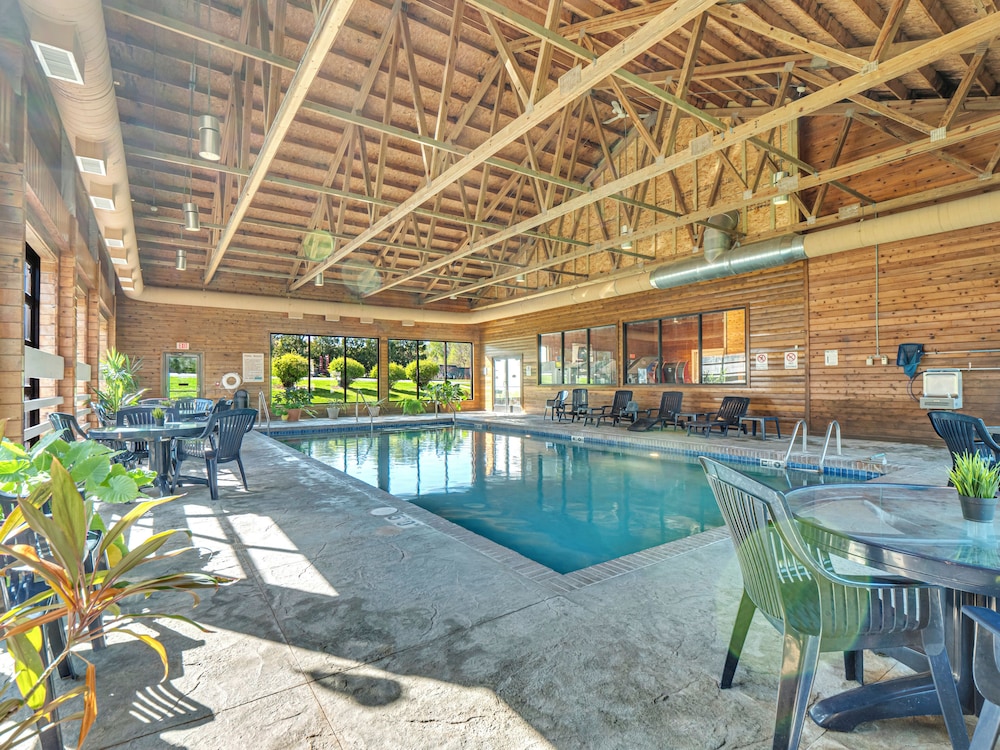 Victorian Inn Elkhart Lake Wisconsin - photo 86