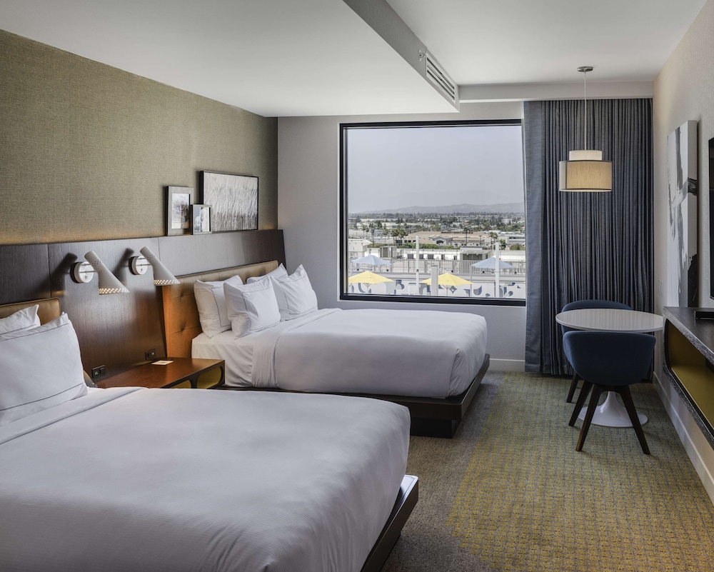 Hilton Buena Park Anaheim - photo 5