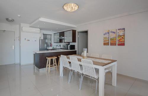 Aquarius 2 Bedroom Luxury Apartment