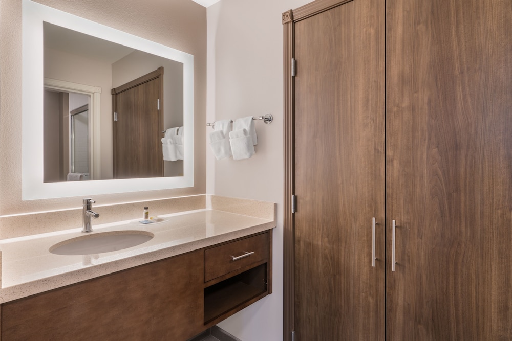 Staybridge Suites Anchorage by IHG - photo 24