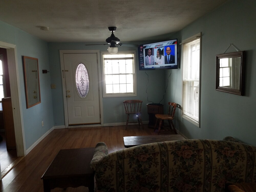 Nautical Motel and Suites - photo 67