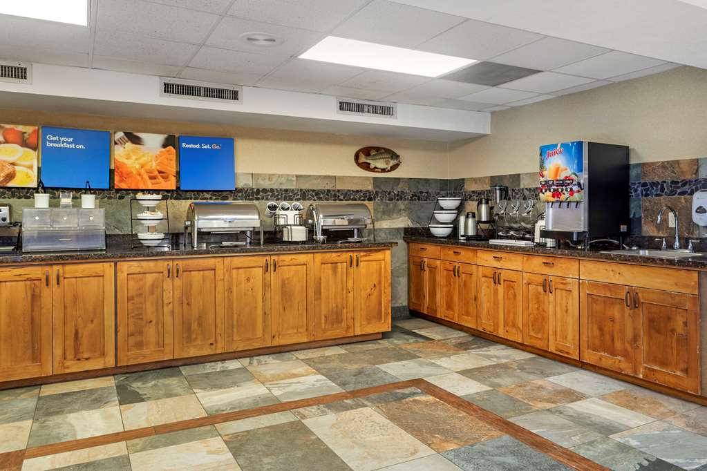 Comfort Inn at Thousand Hills - photo 35