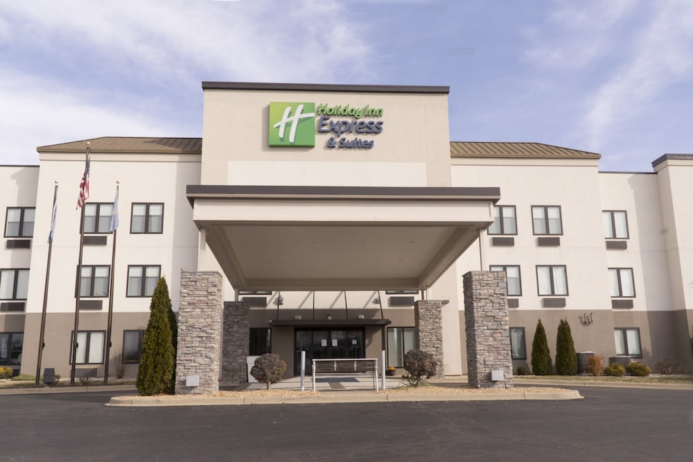 Holiday Inn Express Hotel & Suites Madison by IHG - photo 81