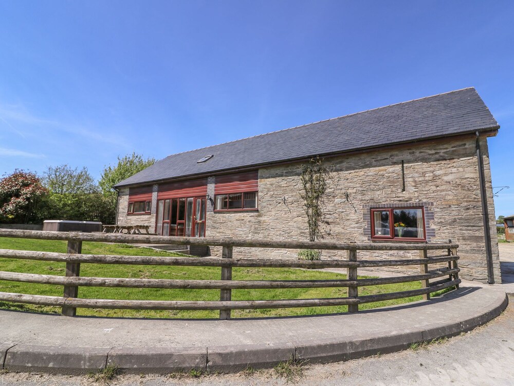 Glanyrafon — 5-Star Luxury Hotel in Rhayader, United Kingdom