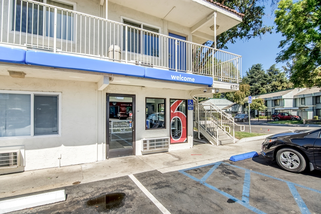 Motel 6 Stockton CA North - photo 7