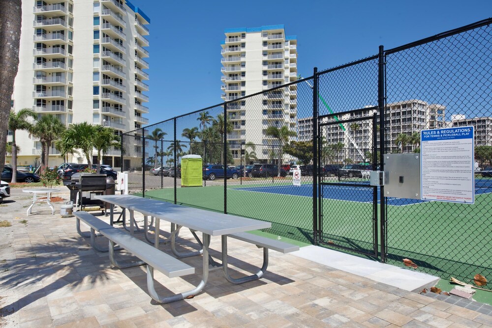 Estero Beach & Tennis 605 c - photo 24