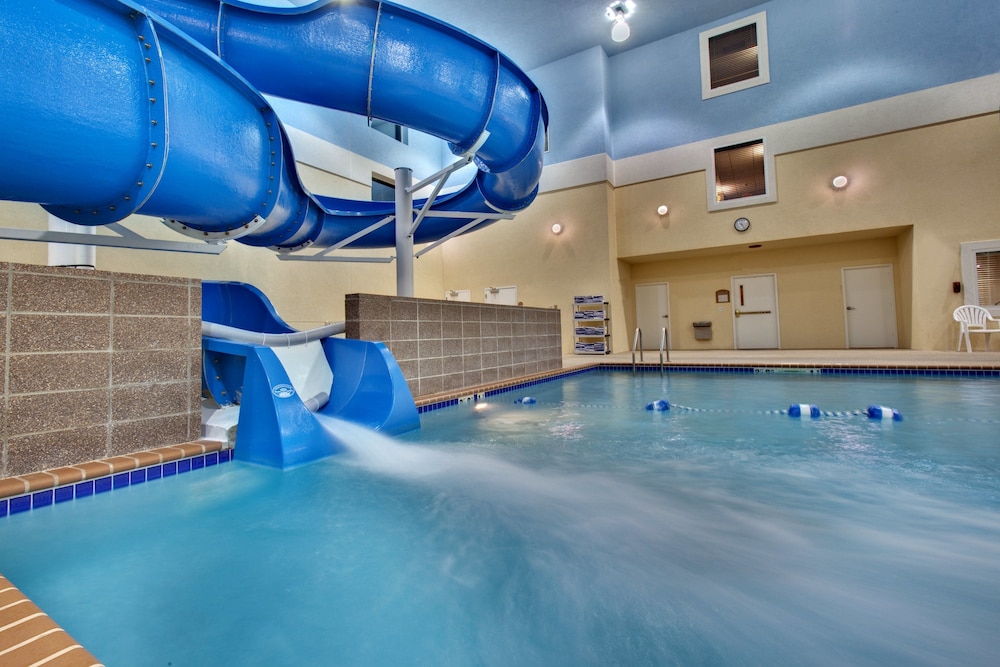 Garner Hotel Brookings by IHG - photo 15