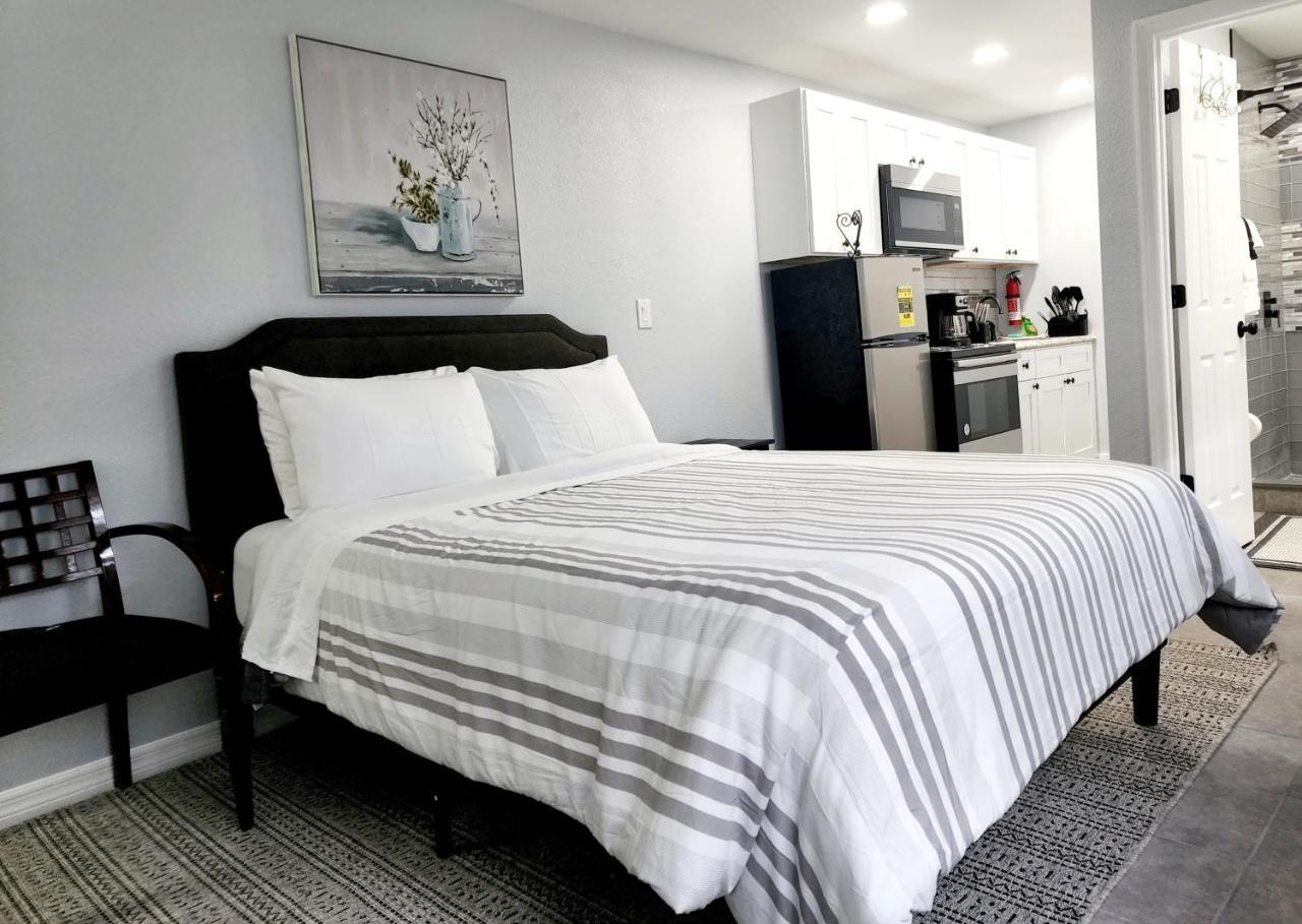Studio 4A — 4-Star Luxury Hotel in Lakeland, United States