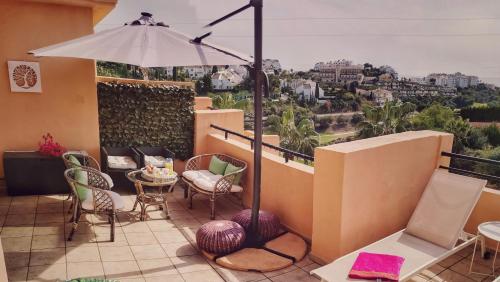 Penthouse 3 bedroom duplex rooftop terrace & golf — 4-Star Luxury Hotel in Mijas, Spain