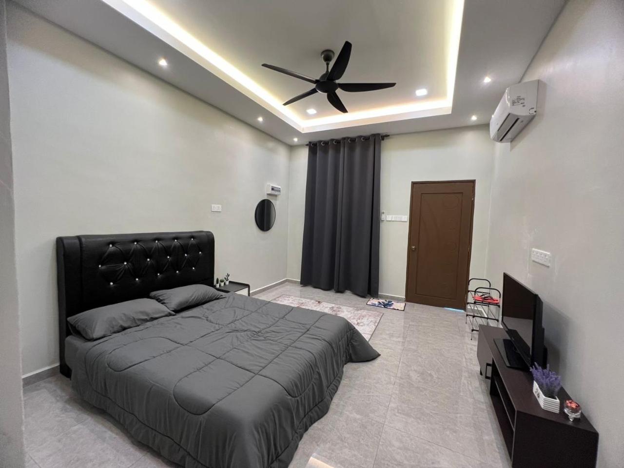 Rimbunan Padi Roomstay — 4-Star Luxury Hotel in Bagan Serai, Malaysia