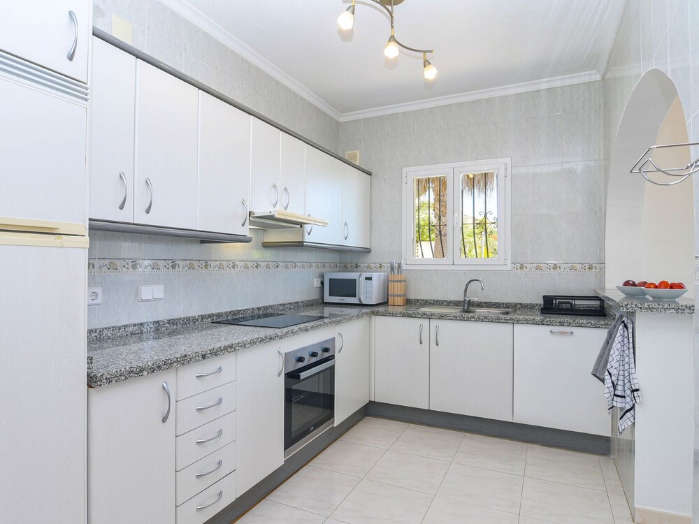 Beautiful Detached Villa10 People Private Swimming Pool and 180 Degrees sea View — Benitachell — photo 5
