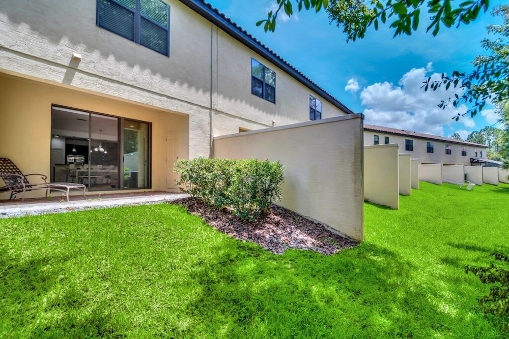 Tropical Escape 3 Bed Home In Beautiful Resort 3 Bedroom Condo - photo 33