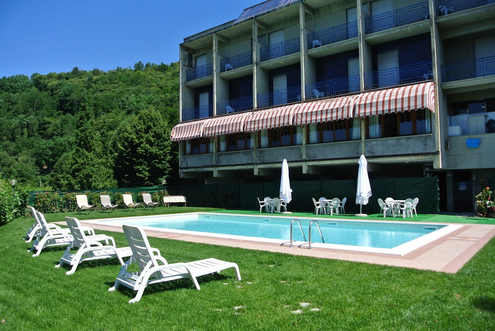Albergo Ristorante Il Cacciatore — hotel in San Marcello Pistoiese