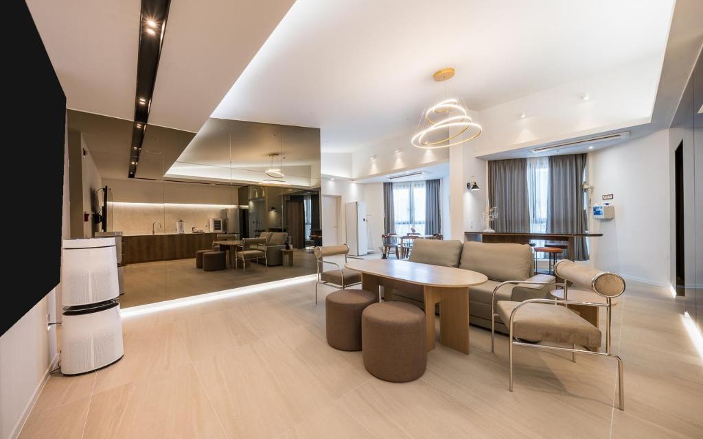 Masan Yangdeok Brown Dot in Changwon, South Korea