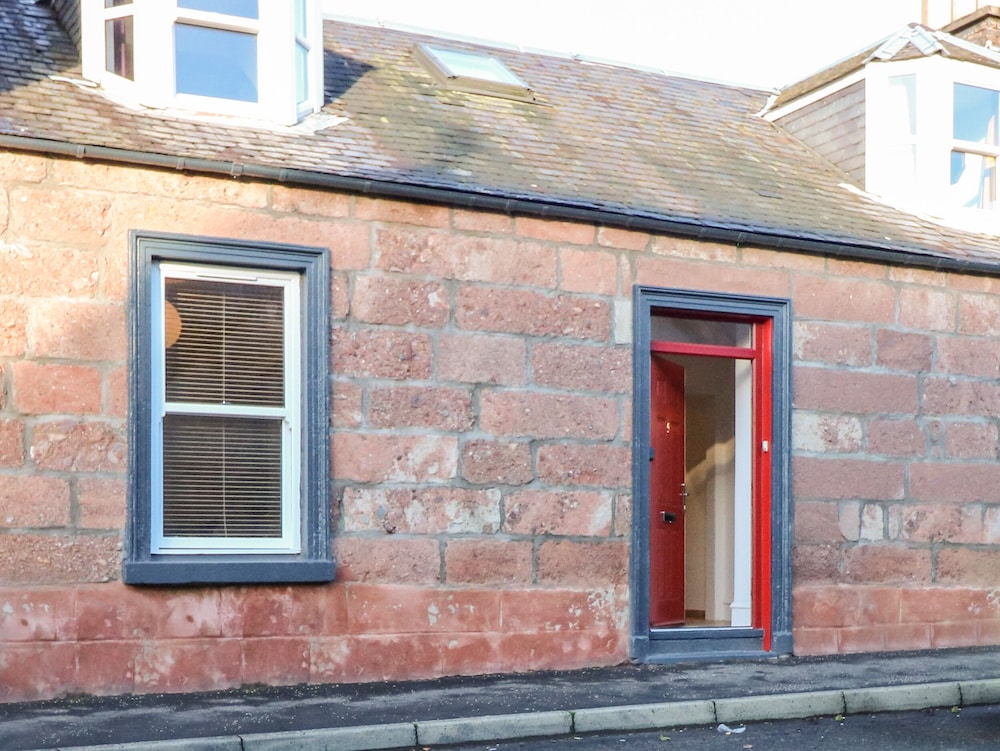 George Cottage — 4-Star Luxury Hotel in Blairgowrie, United Kingdom
