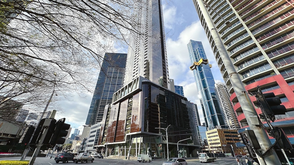 Prima Tower - carbon neutral hotel in Melbourne