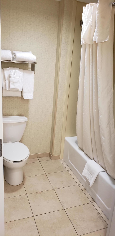 Homewood Suites by Hilton Hagerstown - photo 40