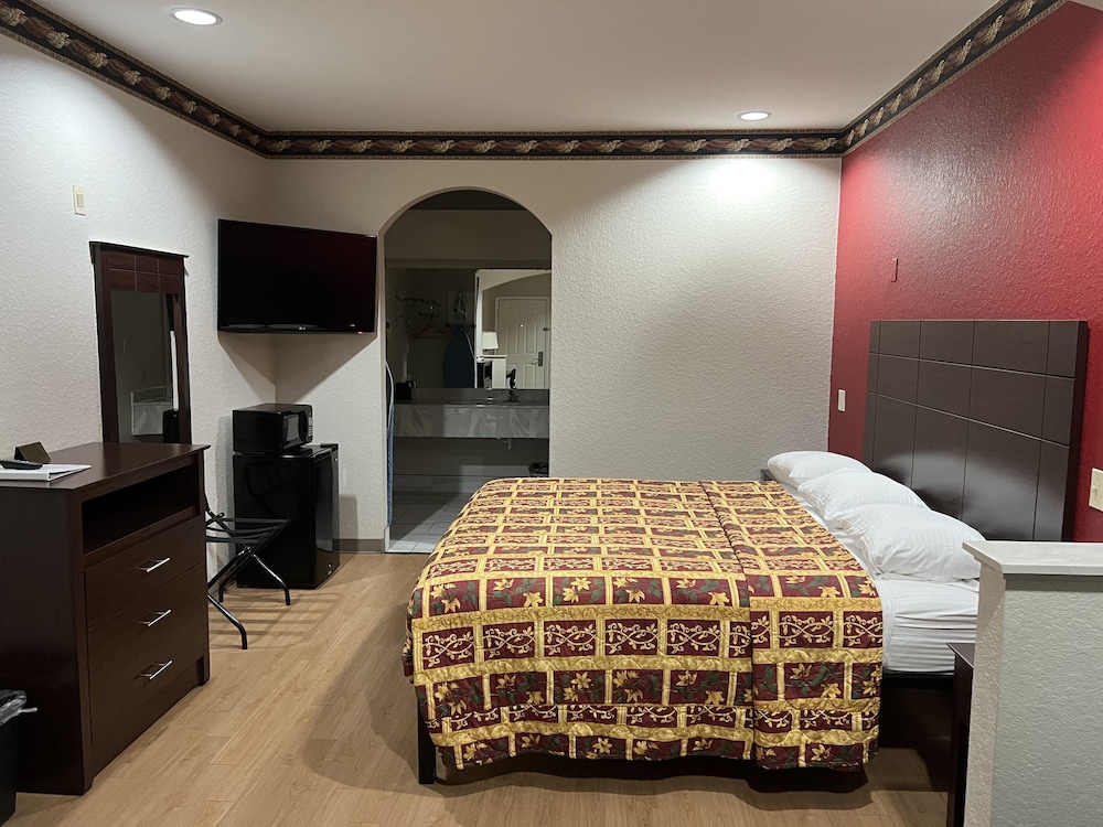 Scott Inn and Suites Houston - photo 8