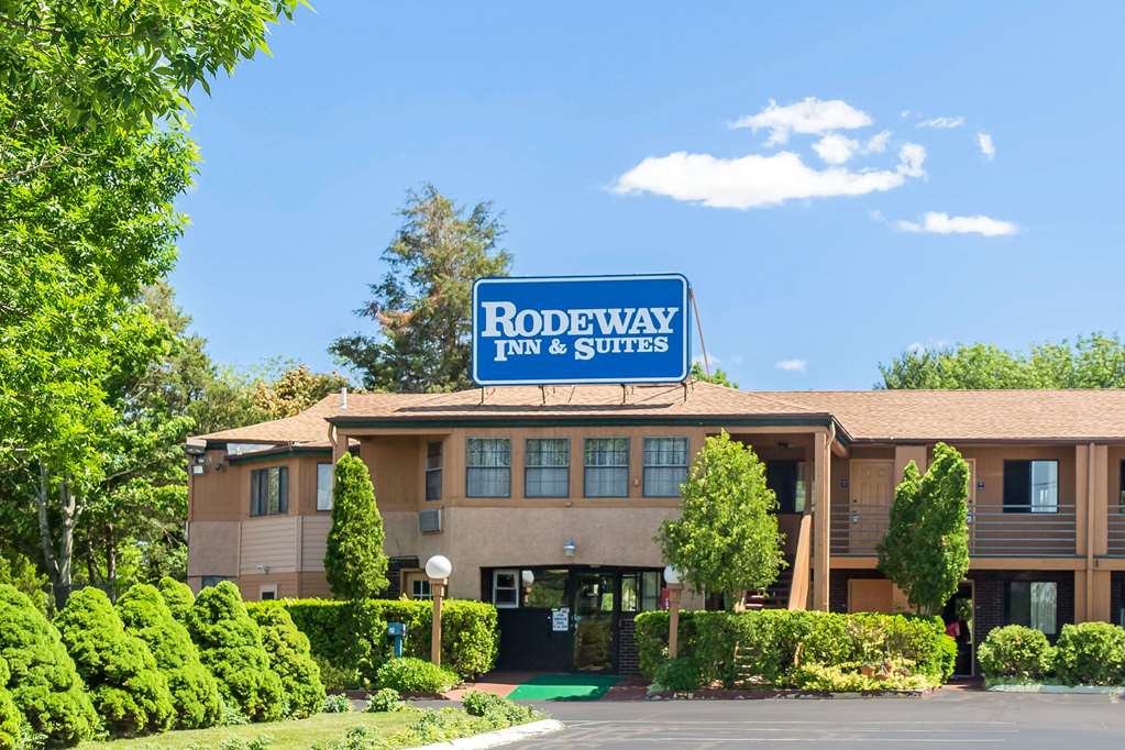 Rodeway Inn & Suites Branford Guilford — Branford — photo 4