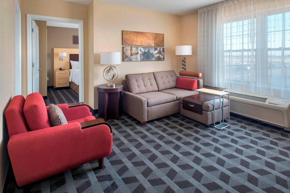 TownePlace Suites by Marriott Republic Airport Long Island - photo 12