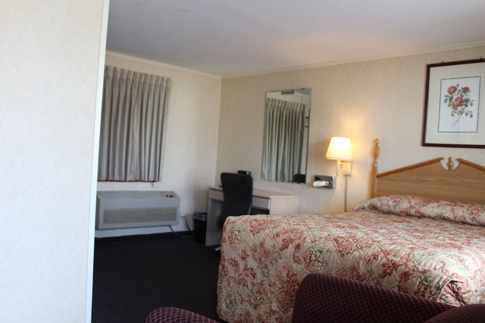Elm Motel - photo 7