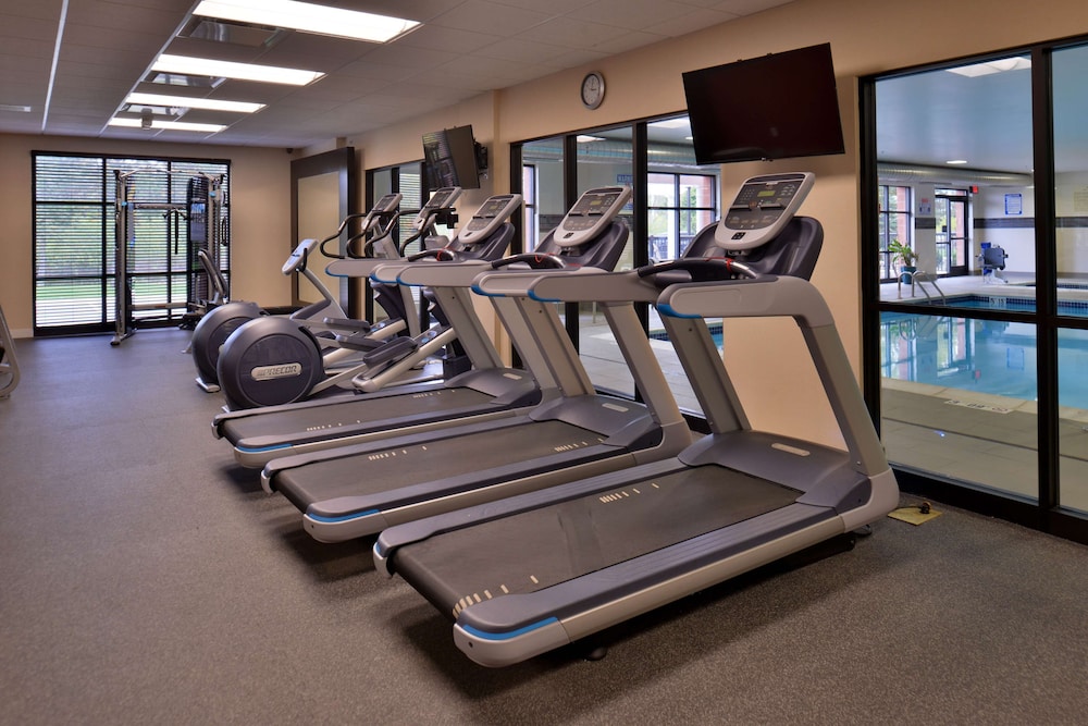 Hampton Inn & Suites Ann Arbor West - photo 44
