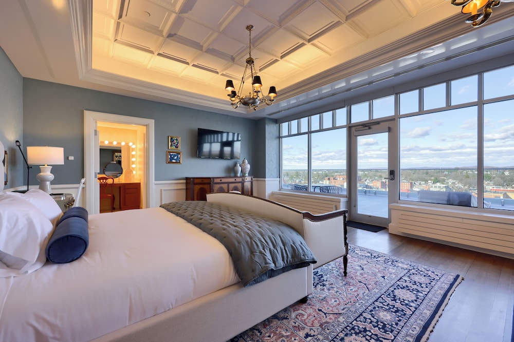 The Executive Suites and Venue - photo 56