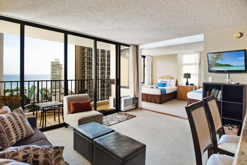 Waikiki Banyan By Darmic - photo 67