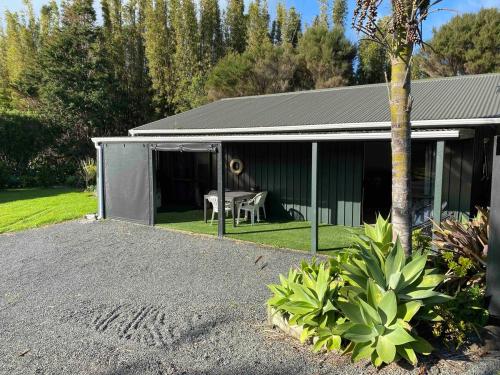 Tropical Retreat in Unknown City, New Zealand