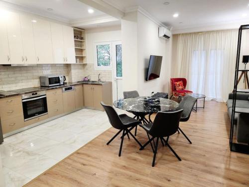 Kallithea's Luxury Apartment VIPGreece — 4-Star Luxury Hotel in Athens, Greece