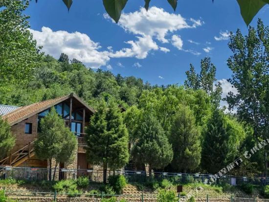 Shirton Inn - carbon neutral hotel in Beijing