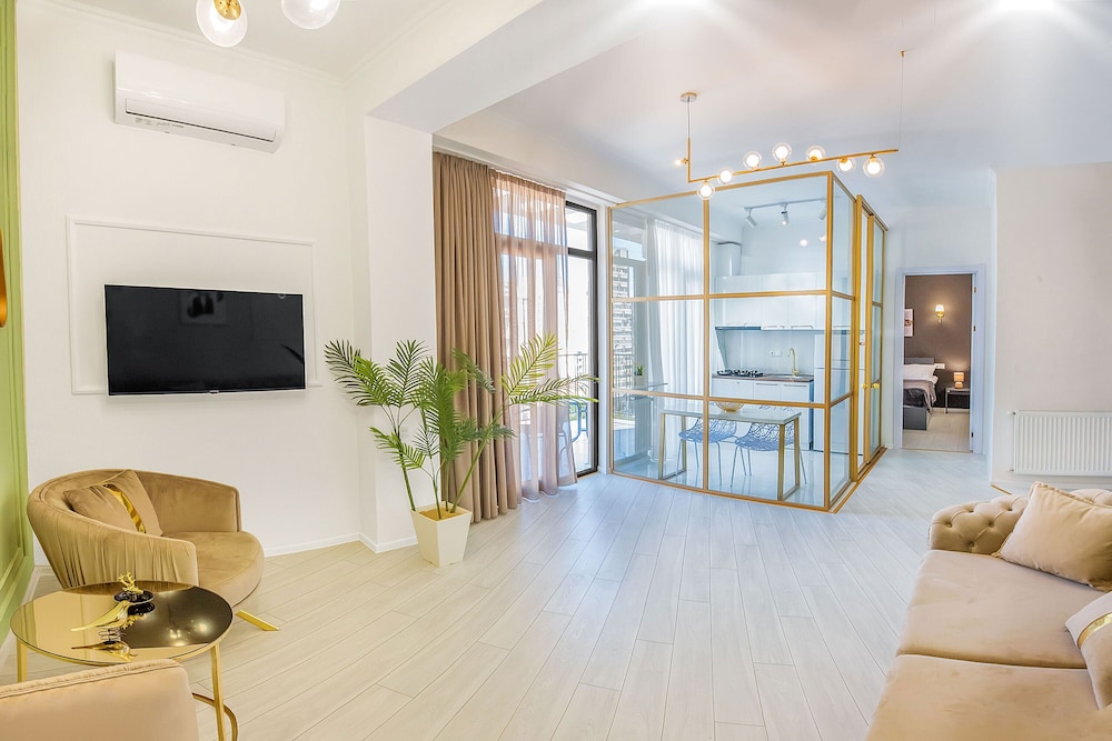 HB apartments Chikovani — 4-Star Luxury Hotel in Tbilisi, Georgia