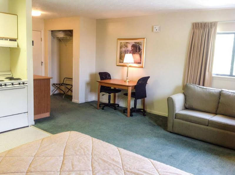 Crossland Lexington Patchen Village - photo 6