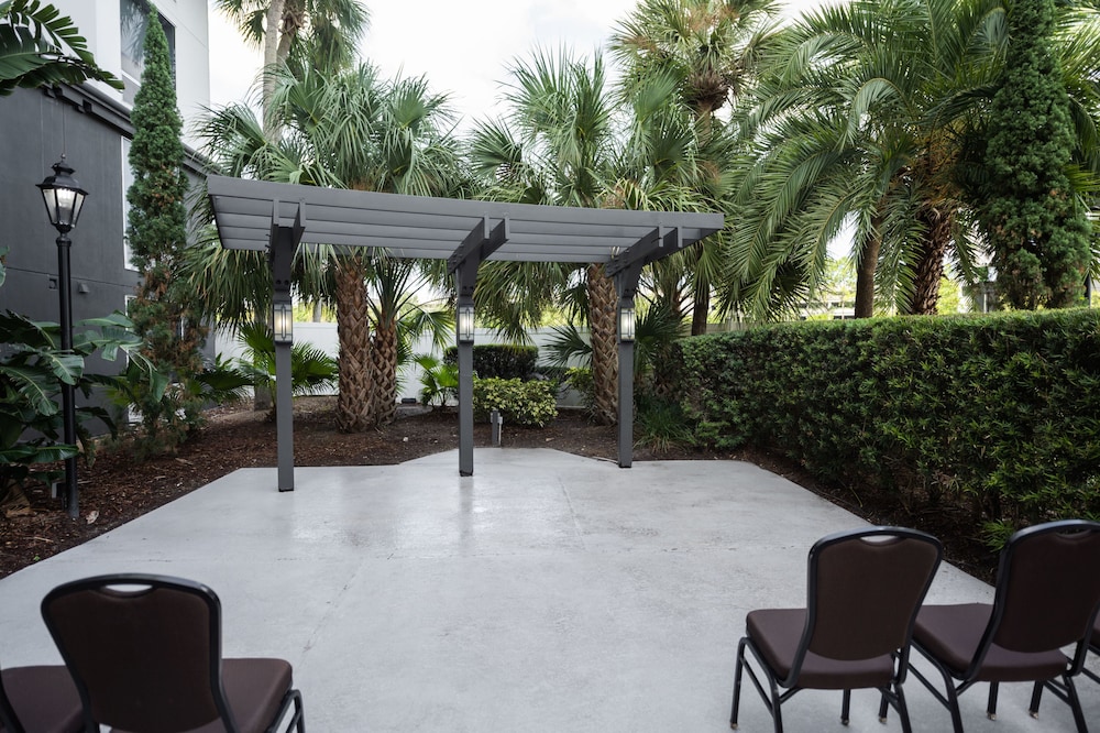Courtyard by Marriott across Universal Orlando - photo 87