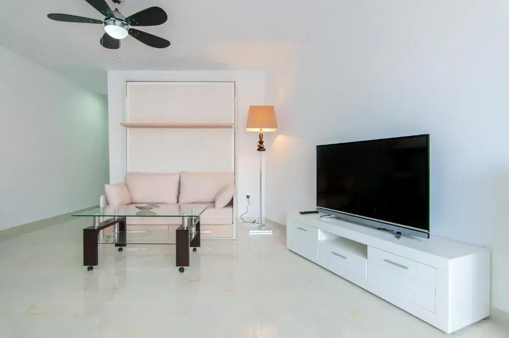 Studio Parque Santiago I — 4-Star Luxury Hotel in Playa De Las Americas, Spain