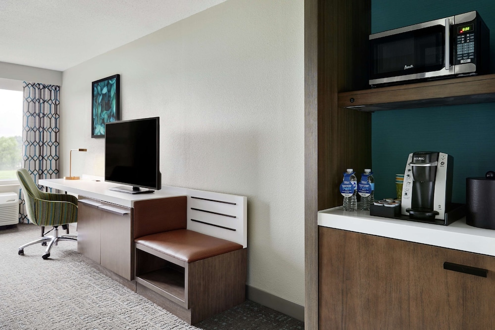 Hilton Garden Inn Cincinnati Northeast - photo 10