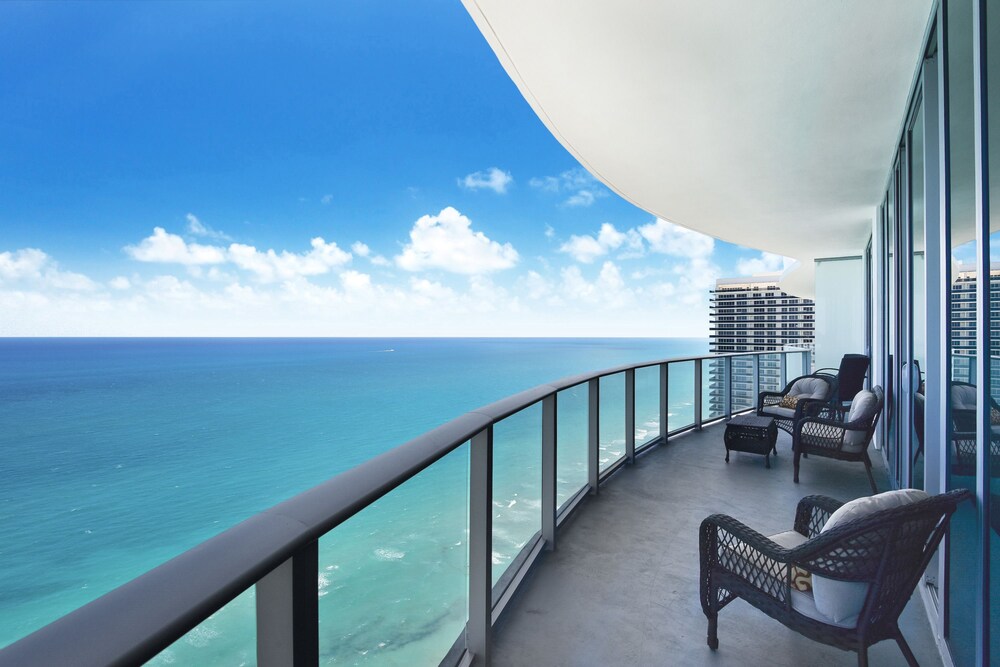 Contemporary Beach Resort Condos - photo 107