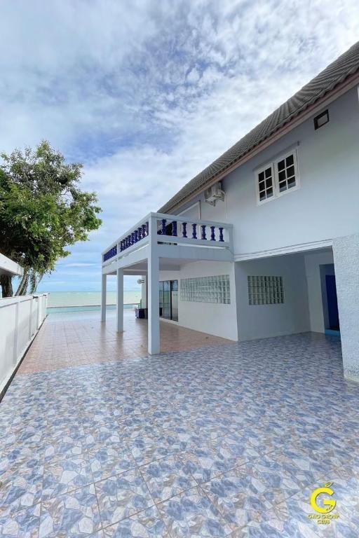 Gao Bee One Beach Club in Rayong, Thailand