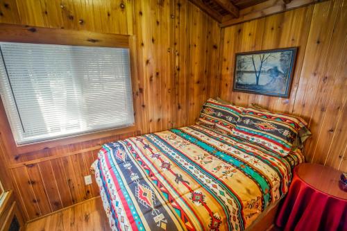 Pio Pico Camping Resort One Bedroom Cabin 13 - photo 5