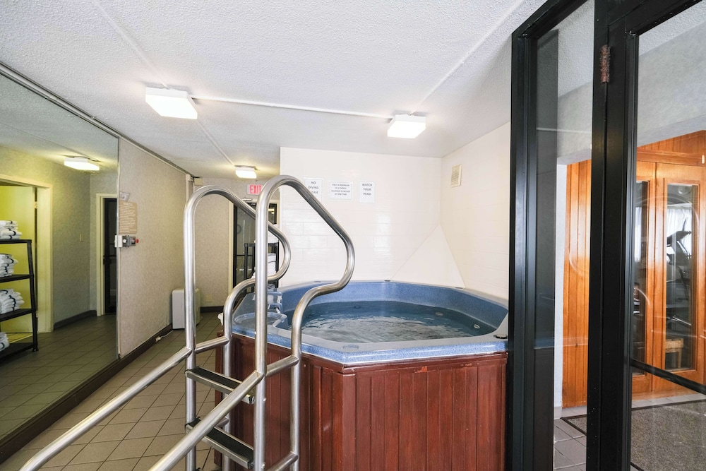 Fireside Inn & Suites Portland - photo 99