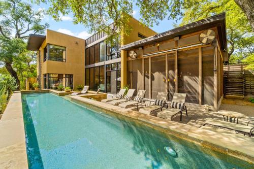 The Haven by Lodgewell Where serenity meets sanctuary — 4-Star Luxury Hotel in Austin, United States