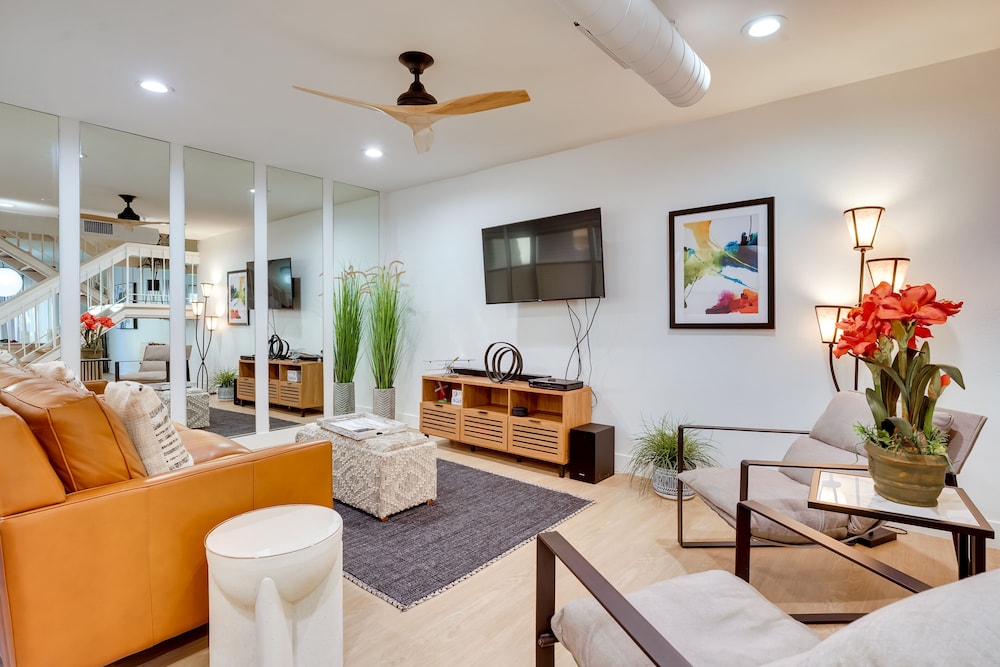 Cozy Cove in Scottsdale, United States