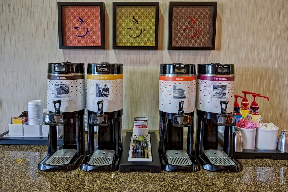Hampton Inn by Hilton Clarksville - photo 6