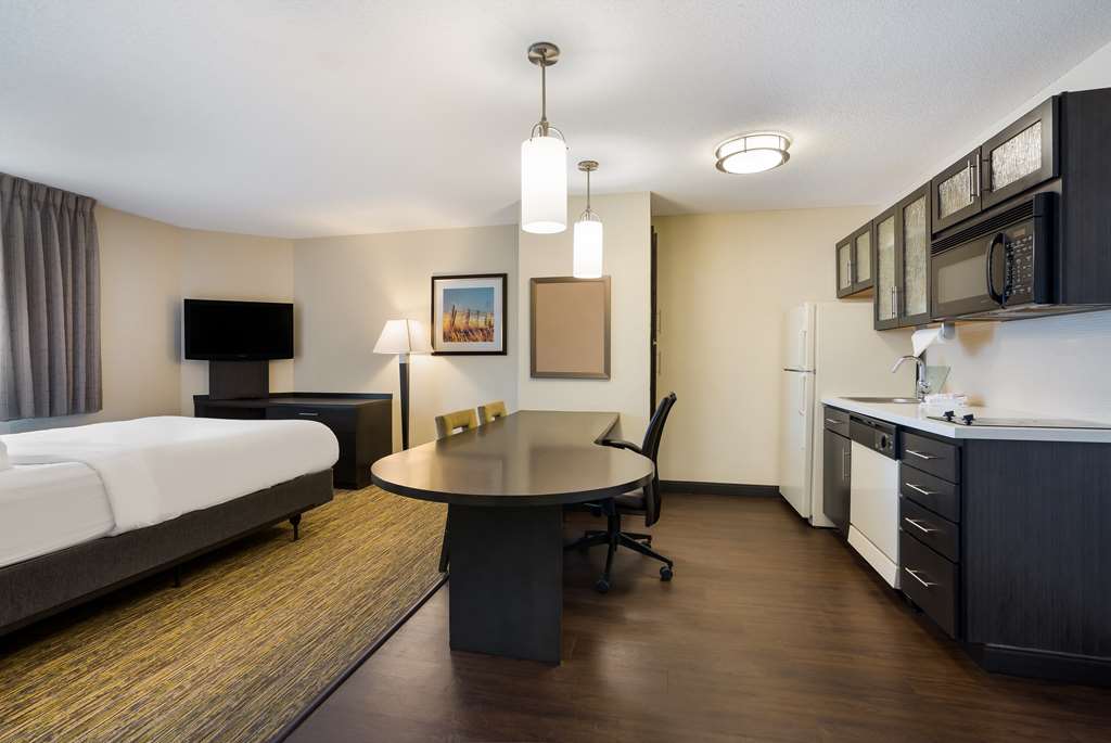 Sonesta Simply Suites Clearwater St. Petersburg - photo 19