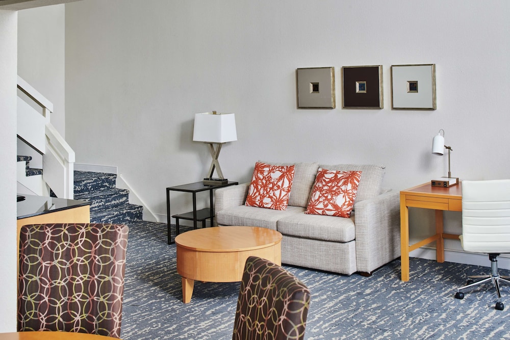 DoubleTree by Hilton Hotel Berkeley Marina - photo 28