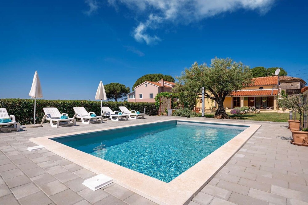 Casa Olea by Briskva — 4-Star Luxury Hotel in Kastelir, Croatia