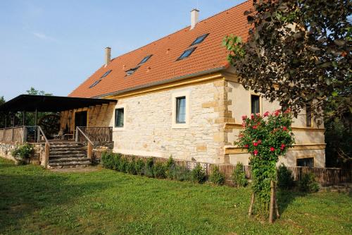 Horní Strakův mlýn in Ustek, Czech Republic